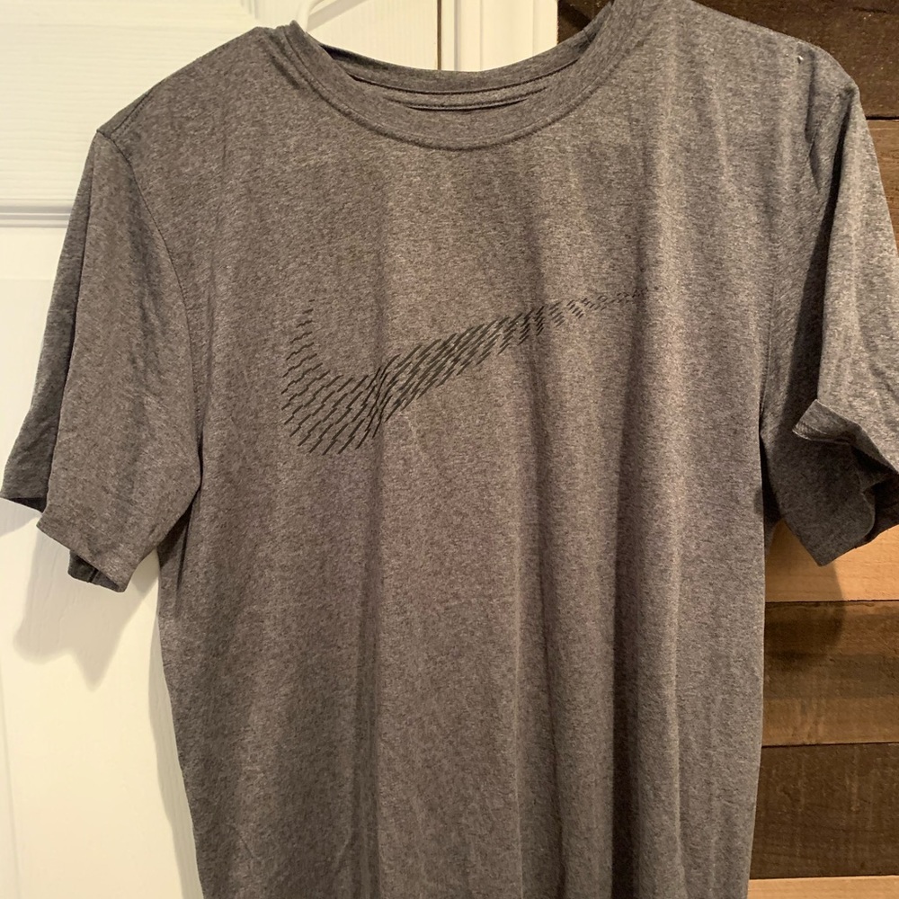 Nike t-shirt